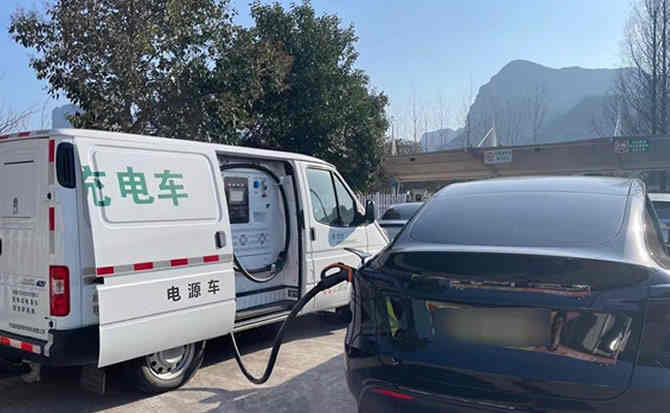 利州区汽车搭电