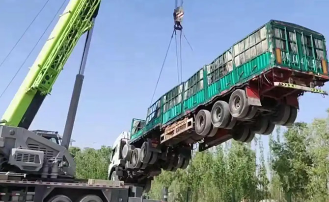 利州区道路脱困救援案例